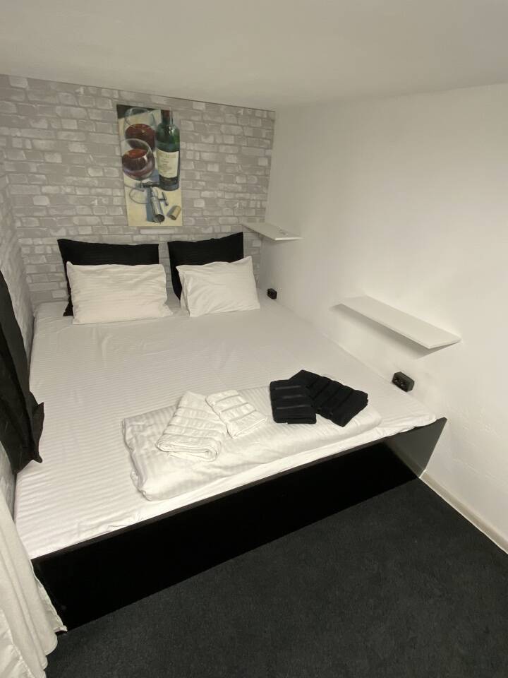 KING-SIZE КАПСУЛА С ДВУХСПАЛЬНОЙ КРОВАТЬЮ&nbsp;