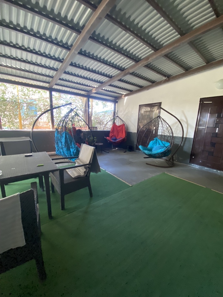 Лаунж зона&nbsp;&nbsp;